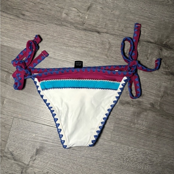 Same swim the tease tie side bottom size L - Picture 3 of 4
